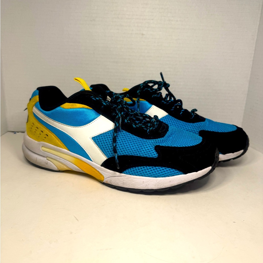 Diadora Men's Blue And Yellow Athletic Shoes